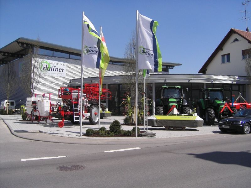 Neubau einer Werkstatt mit Lager und Ausstellung