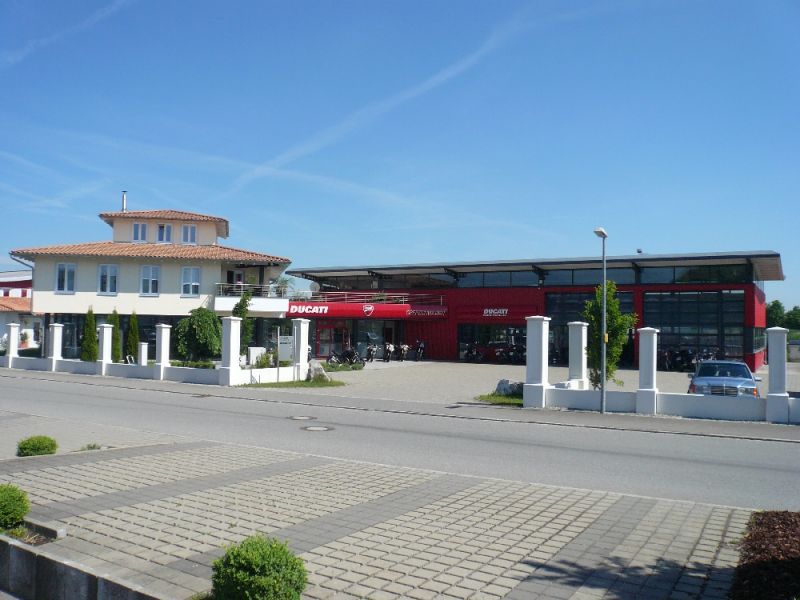 Neubau einer Produktionshalle mit Verwaltungsgebäude